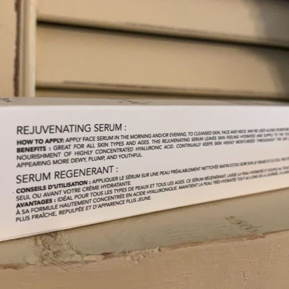 Studio make up hyaluronic acid rejuvenating serum - Picture 3 of 3